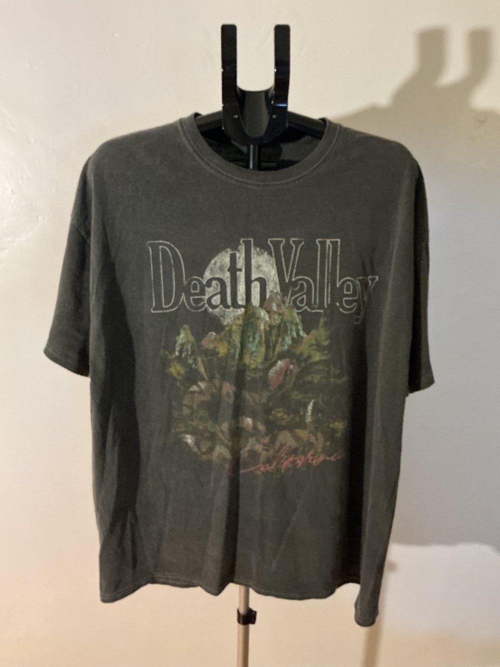 Women’s Oversized Urban Outfitters Charcoal Grey Death Valley Short Sleeved Tee